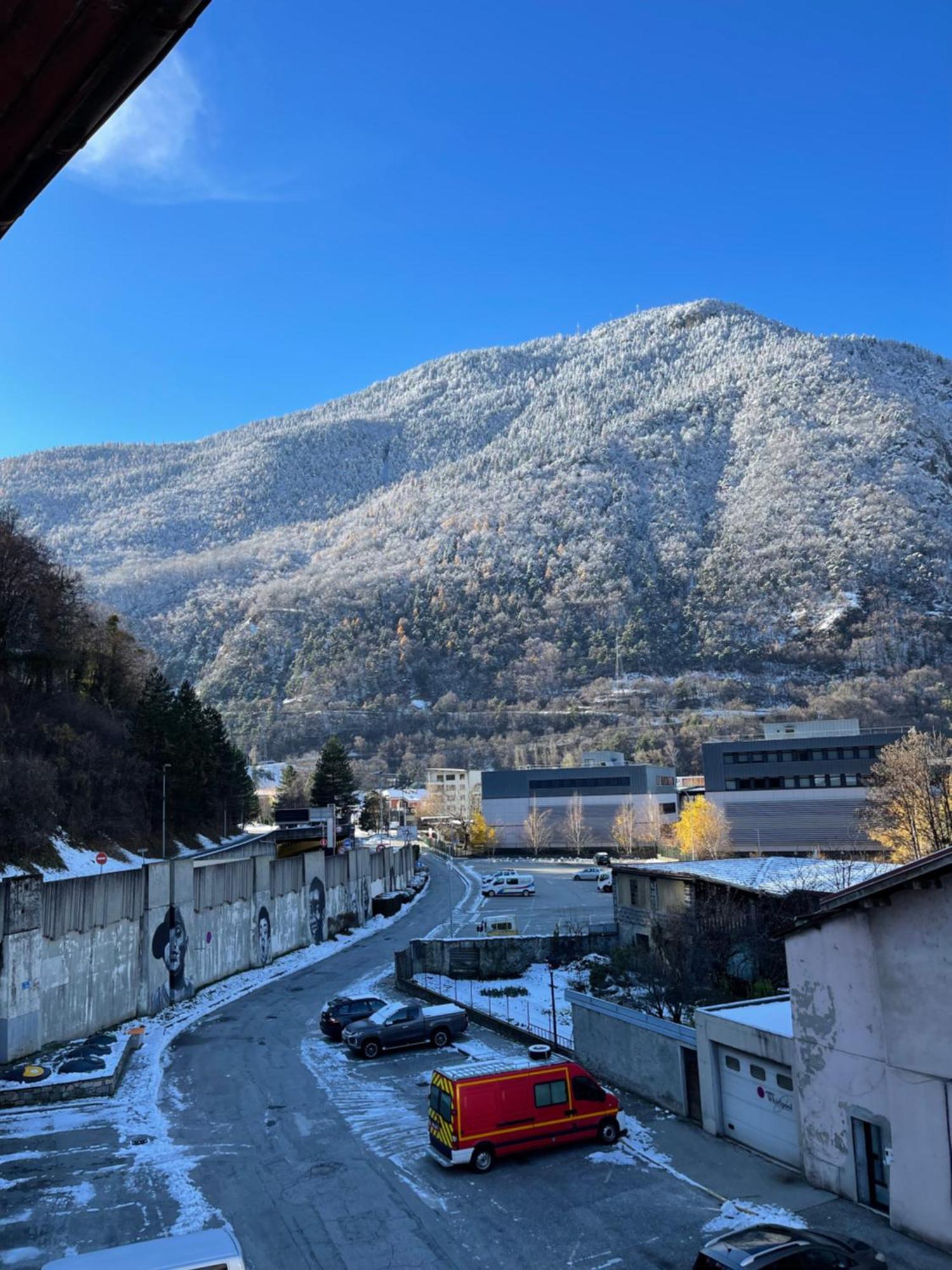 La Montagnette L Ours T1 Maison En Travaux De 10H A 17H موتييه المظهر الخارجي الصورة